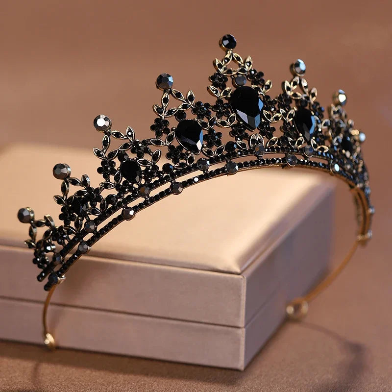 Tiara da Sposa Ornate per una Bellezza Regale e Raffinata