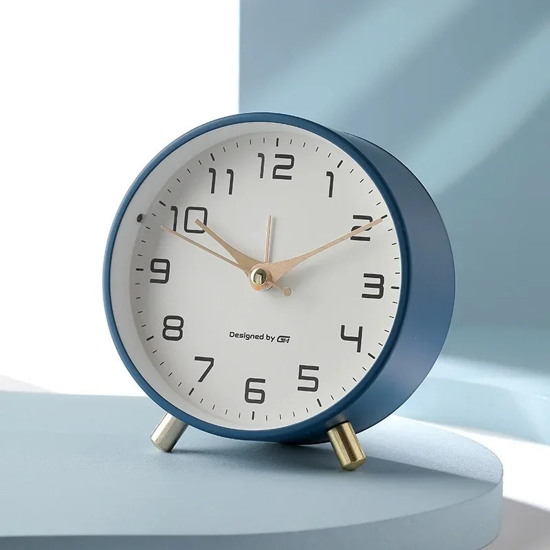 Nordik Buzlu Metal Dijital Sessiz Tasarımlı Alarm Saati