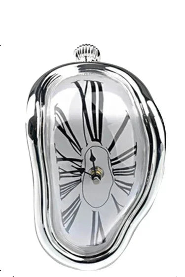 TimeMelter – surrealistinen seinäkello moderneihin sisustuksiin