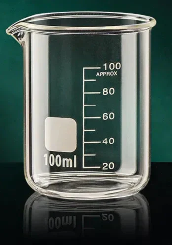 クララ ガラス計量カップ – キッチンでの精密作業用耐熱ホウケイ酸ビーカー