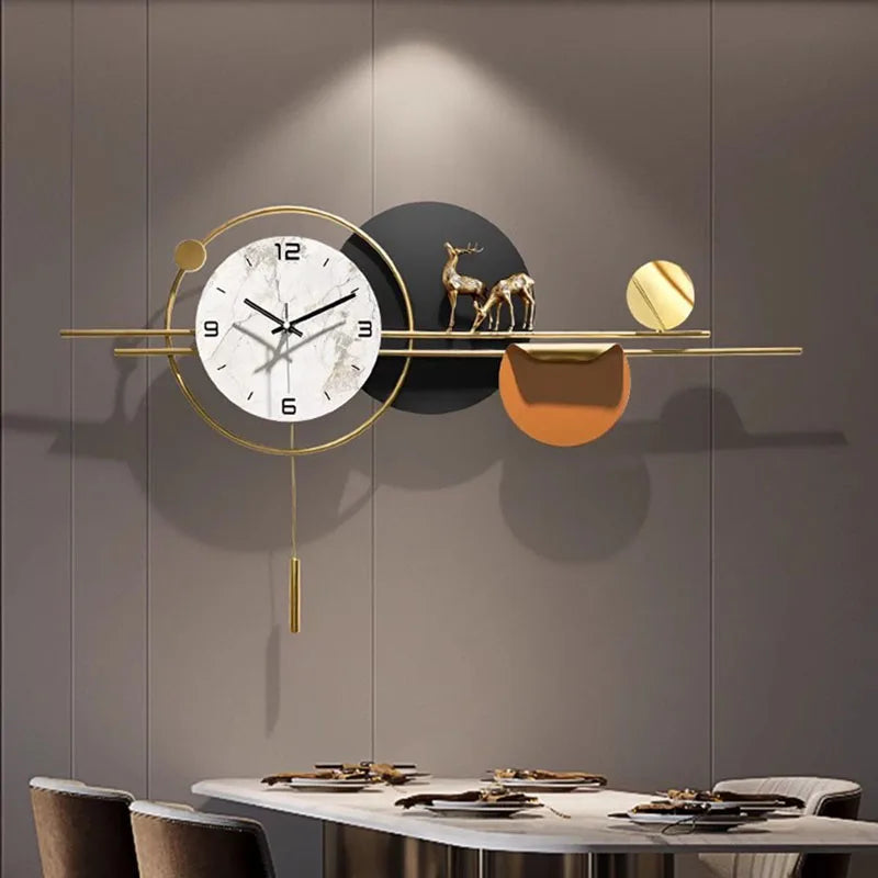 Nordische Designer-Wanduhr