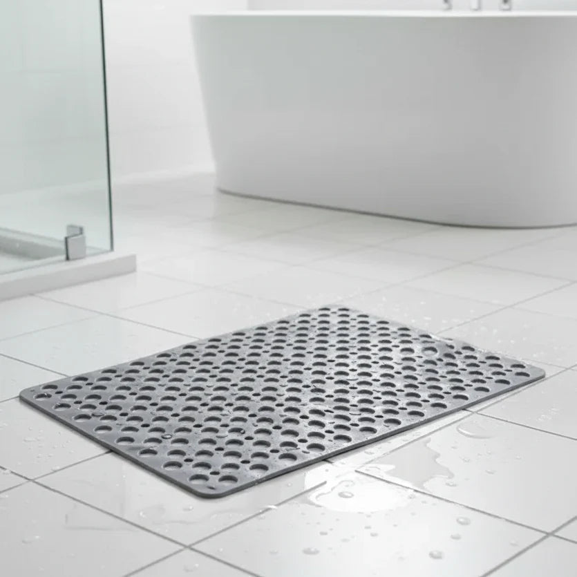 Bathroom Mat with Efficient Water Drainage and Strong Hold