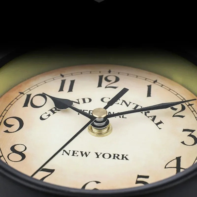 RetroTime – Reloj de Pared Vintage de Doble Cara