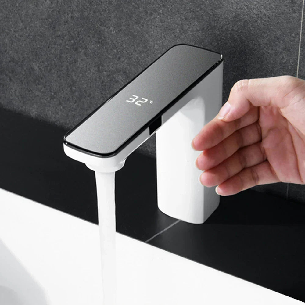 Winnie Paip Bilik Mandi Sensor Pintar Dua – Pencampur Air Panas & Sejuk Pemasangan Dek