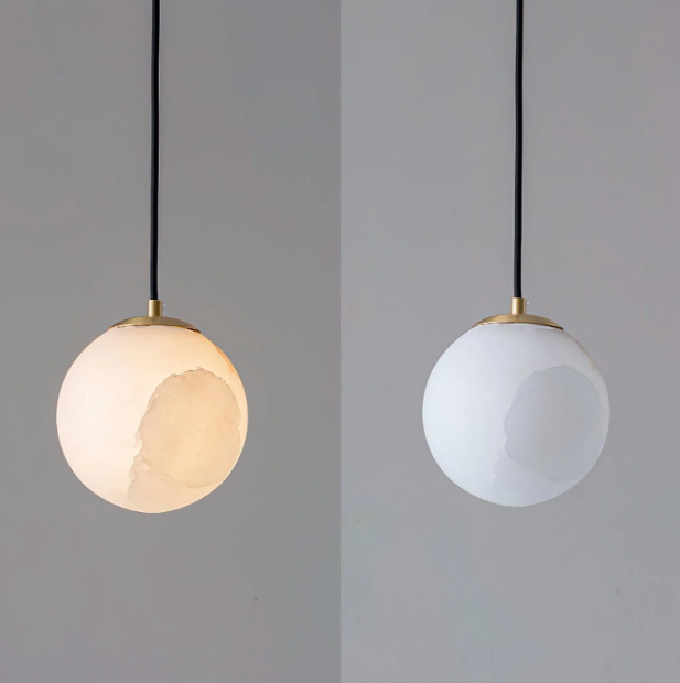 Lampa wisząca z alabastru w stylu Japandi - oświetlenie z kamienia naturalnego
