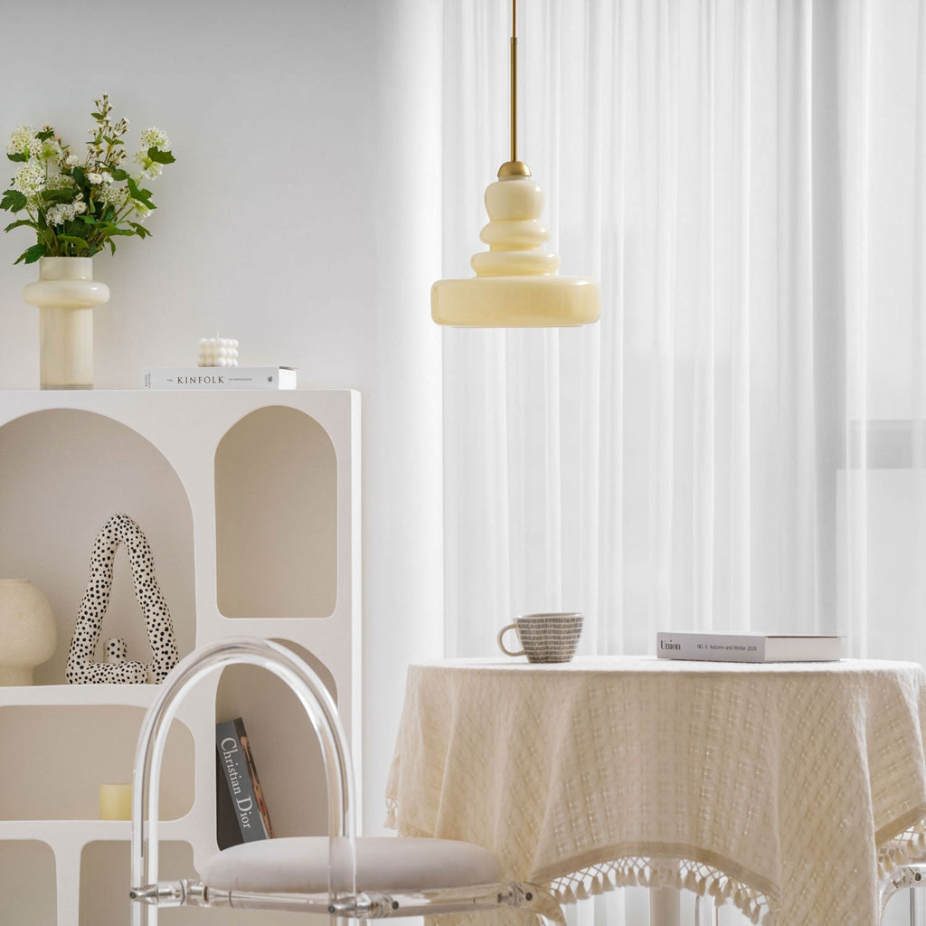 Lampada a sospensione in vetro stile schoolhouse — Illuminazione moderna classica
