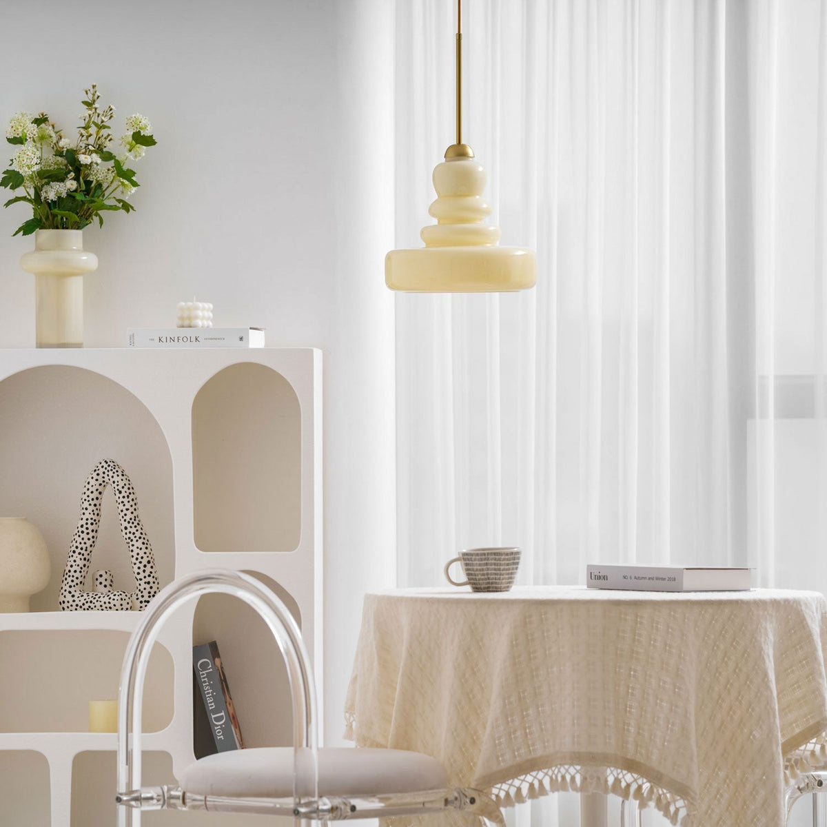 Lampada a sospensione in vetro stile schoolhouse — Illuminazione moderna classica