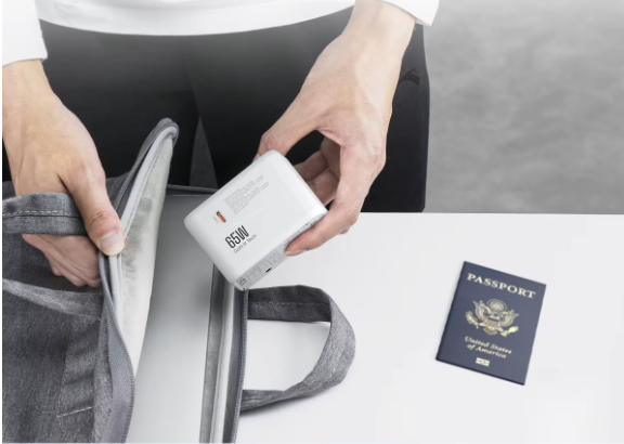 محول السفر LENCENT 65 واط GaN – شحن سريع، قابس الاتحاد الأوروبي/الولايات المتحدة/المملكة المتحدة/أستراليا