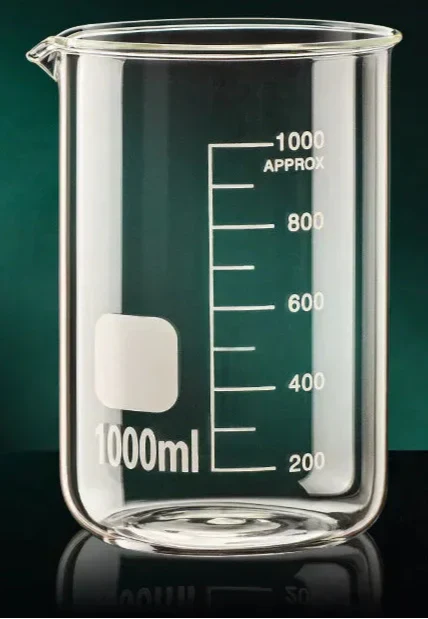 クララ ガラス計量カップ – キッチンでの精密作業用耐熱ホウケイ酸ビーカー