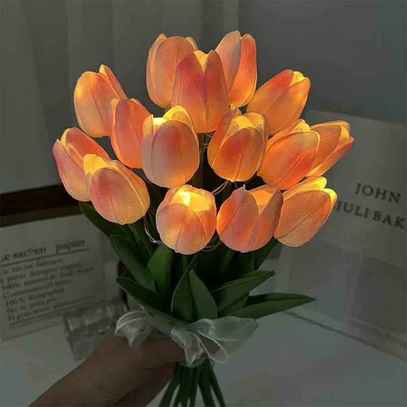 Tulipglow - Lampada notturna a LED portatile a forma di tulipano