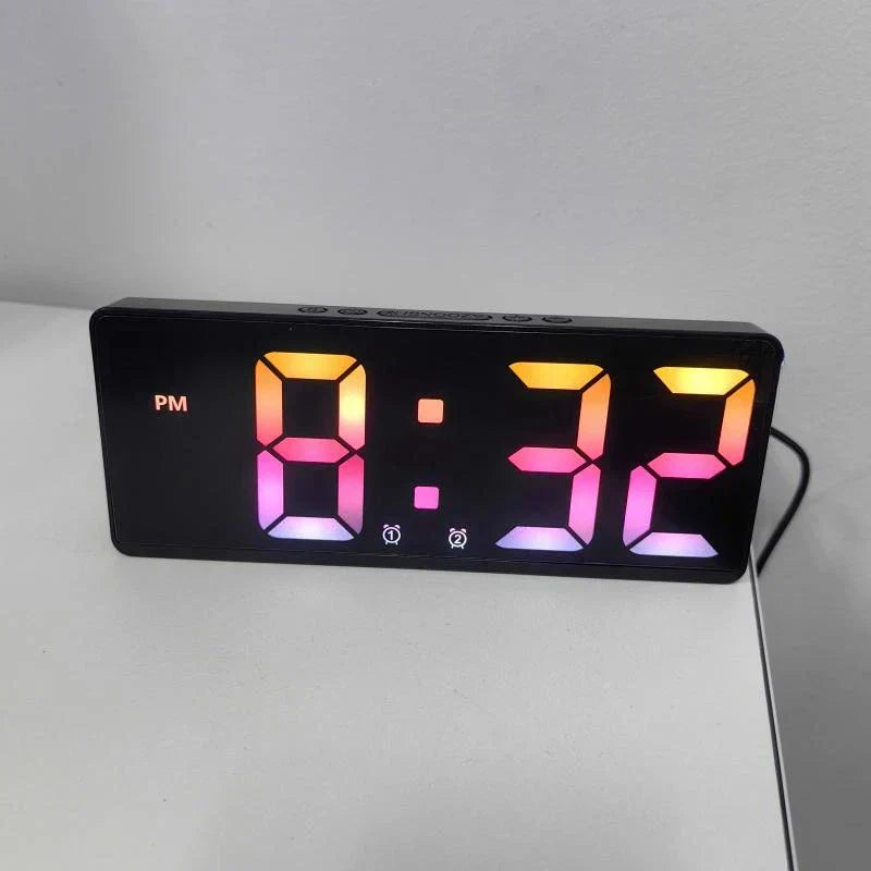VoiceSnooze – Reloj despertador LED con control por voz y modo noche silenciosa