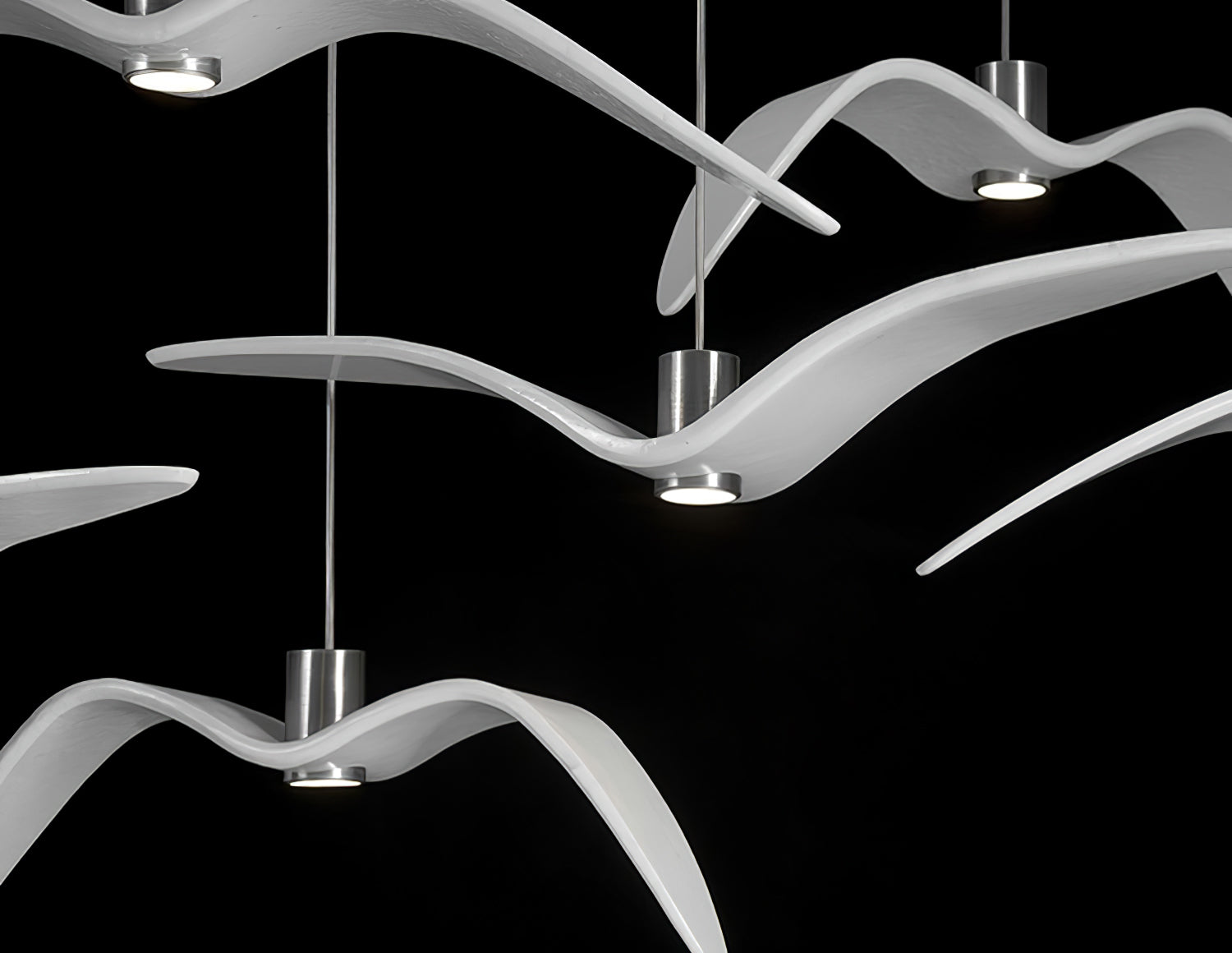Aviara Çağdaş LED Sarkıt Aydınlatma — Minimalist Tavan Armatürü