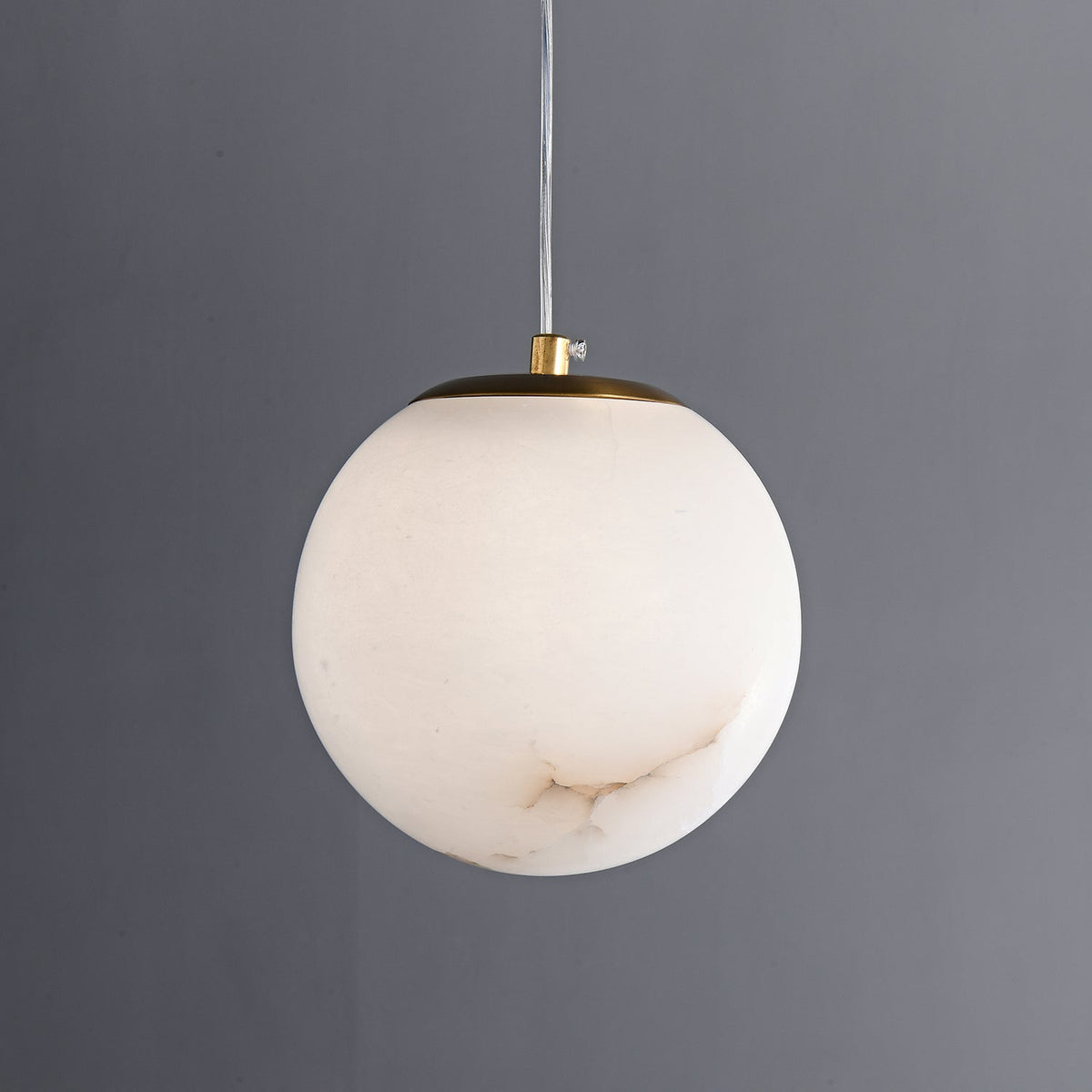 Esolisra minimalistisk pendellampe i alabast — rund form, G9-fatning