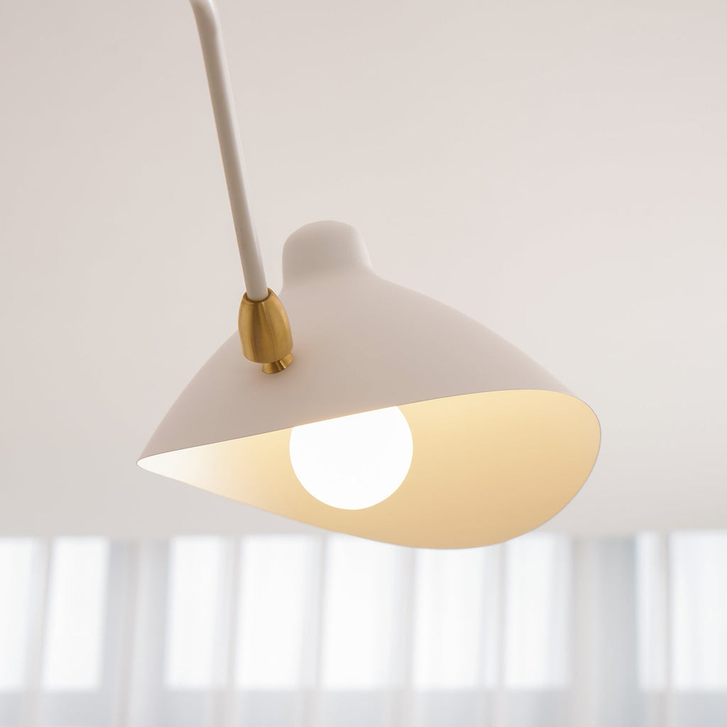 Skulptural taklampa med tre armar A