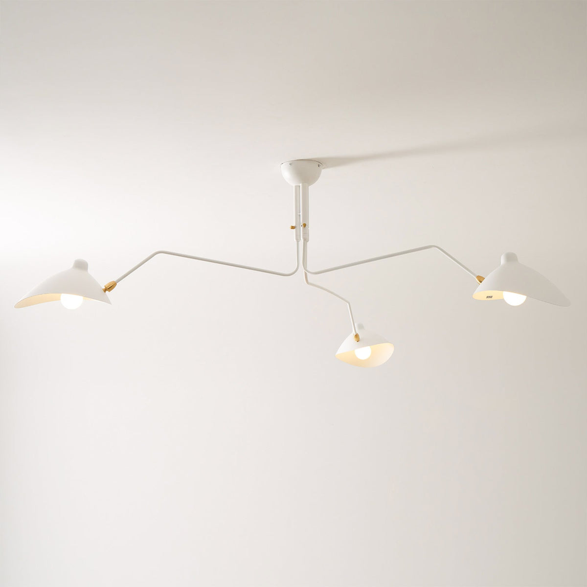 Taklampa med flera armar i spindeldesign - skulpturmodell A