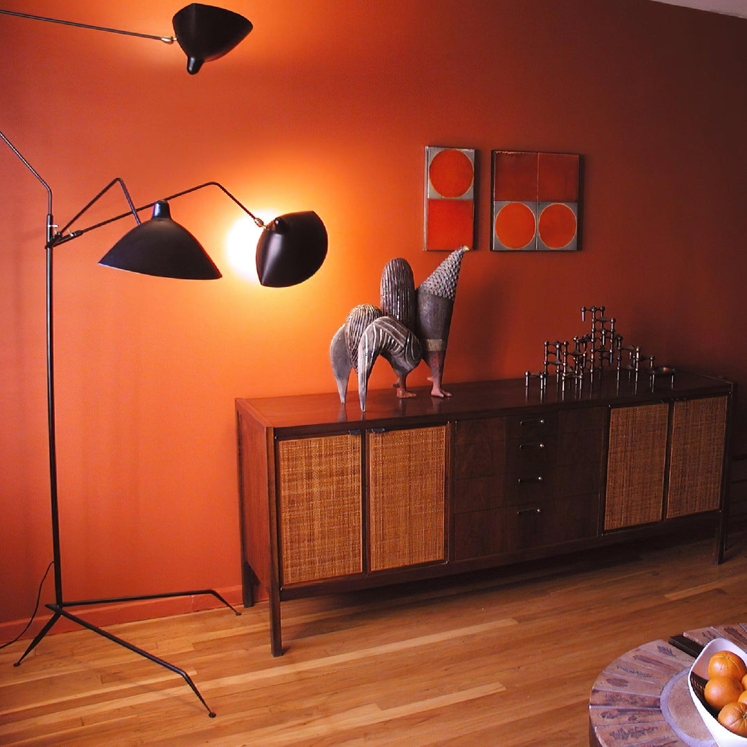 Stojací lampa ve tvaru pavouka s nastavitelnými rameny