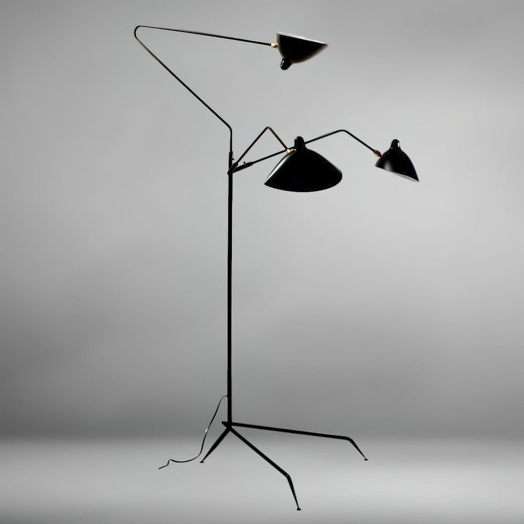 Stojací lampa ve tvaru pavouka s nastavitelnými rameny