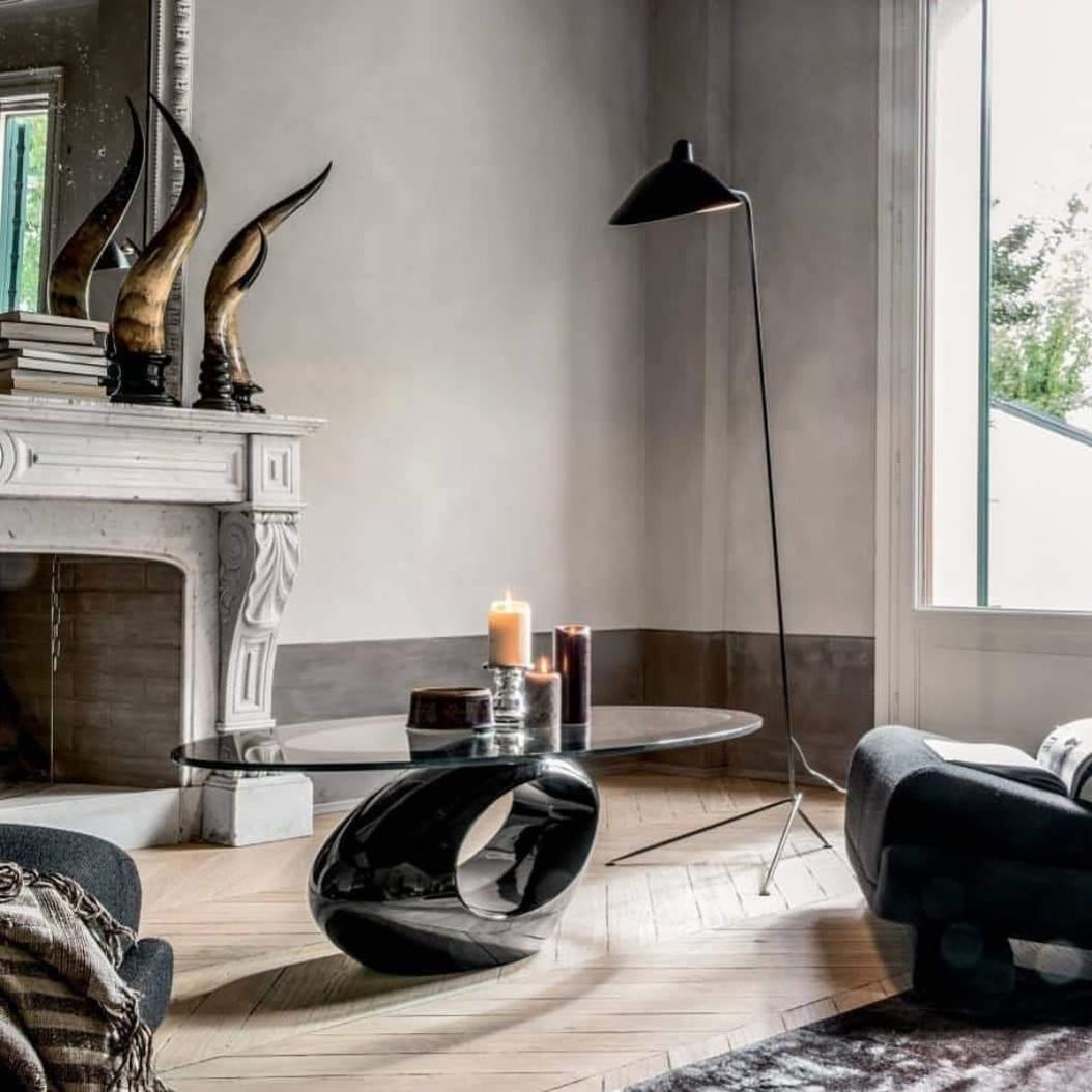 Stojací lampa ve tvaru pavouka s nastavitelnými rameny
