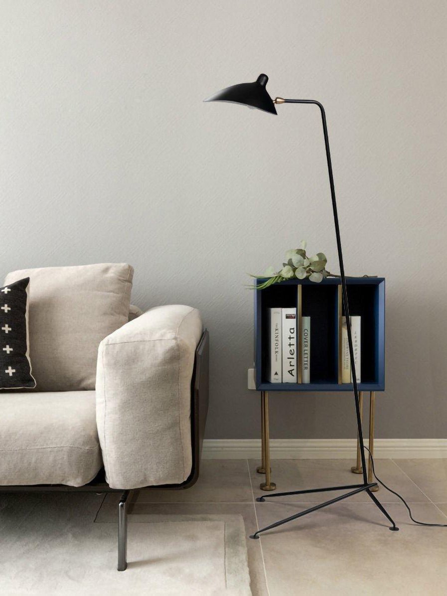 Stojací lampa ve tvaru pavouka s nastavitelnými rameny