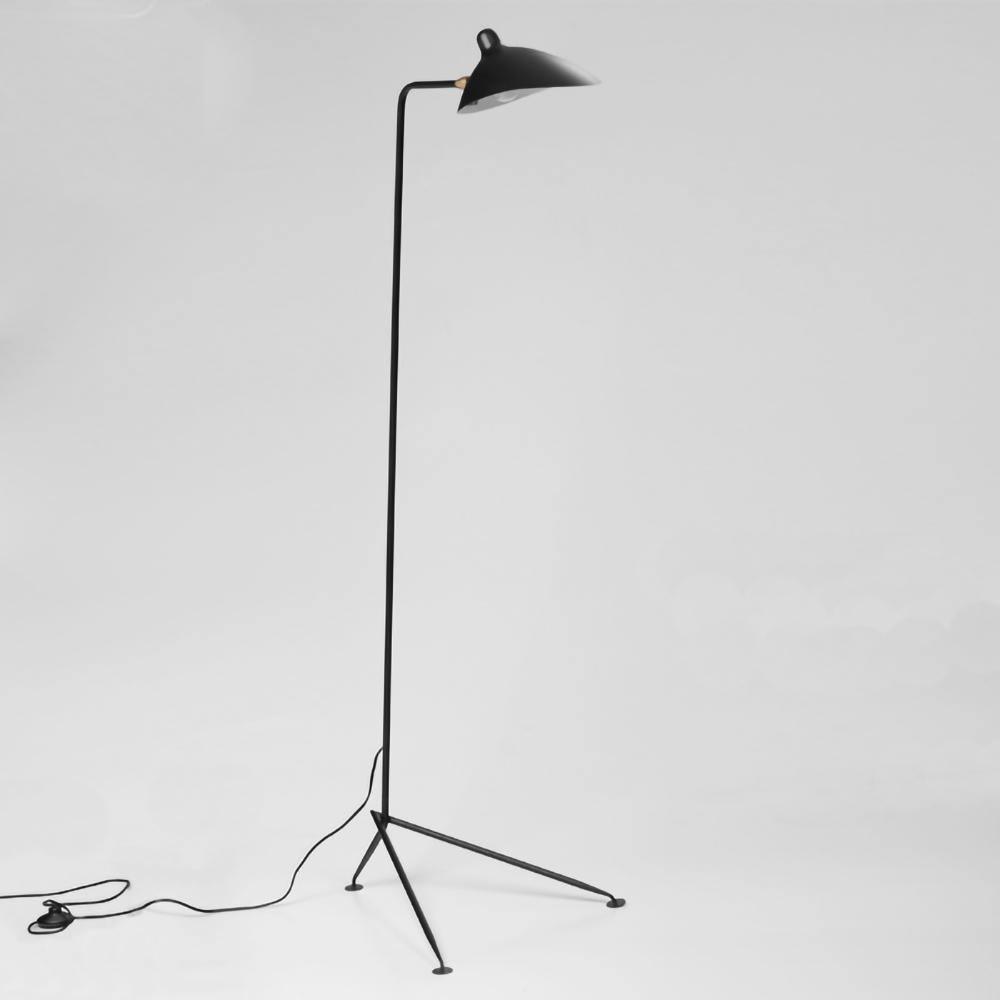 Stojací lampa ve tvaru pavouka s nastavitelnými rameny