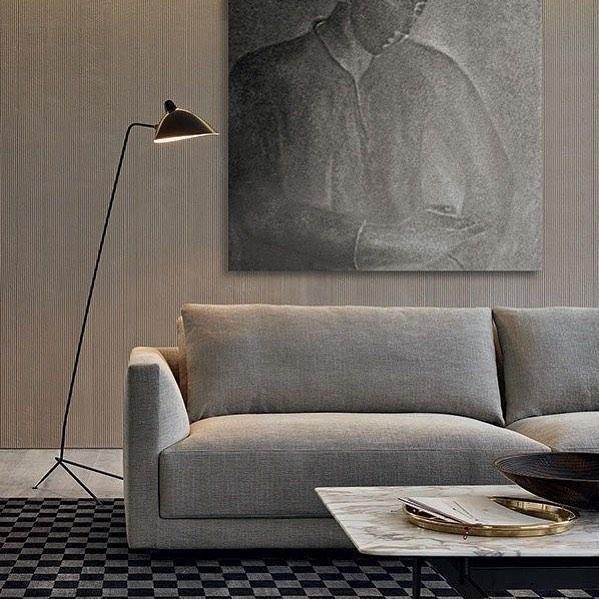 Stojací lampa ve tvaru pavouka s nastavitelnými rameny