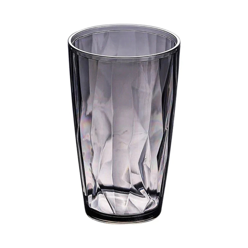 Sklenice na víno – nerozbitné sklenice pro použití v baru i doma