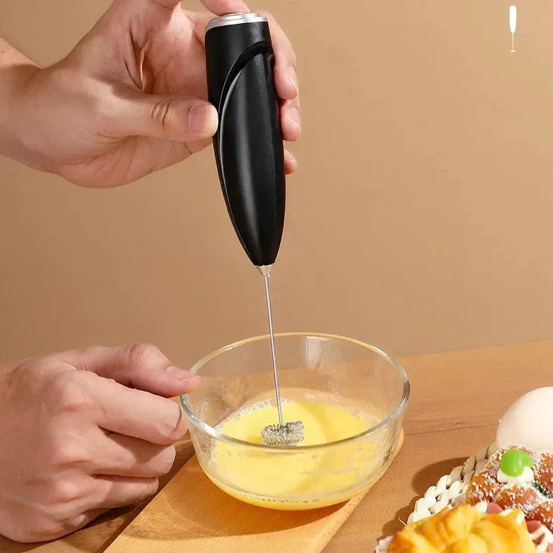 NovaWhisk elektromos tejhabosító és tojásverő gyors, krémes habhoz, kávérajongóknak