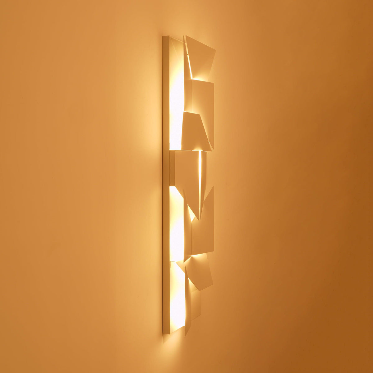 Nástěnné svítidlo Shadows Grand — LED nástěnné světlo s difuzorem