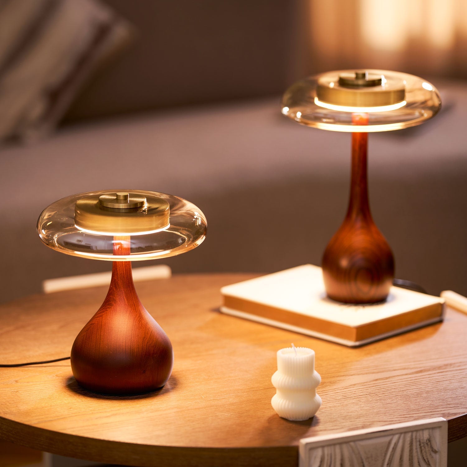 Sienna Table Lamp — 8.7″ Diameter, Walnut & Amber Finish