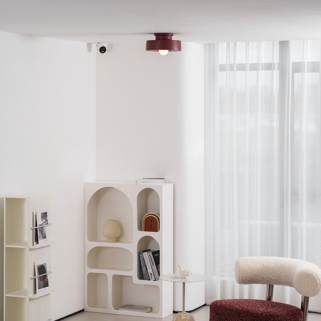 Stropní svítidlo Simon — design skládaných válců, tři barevné varianty