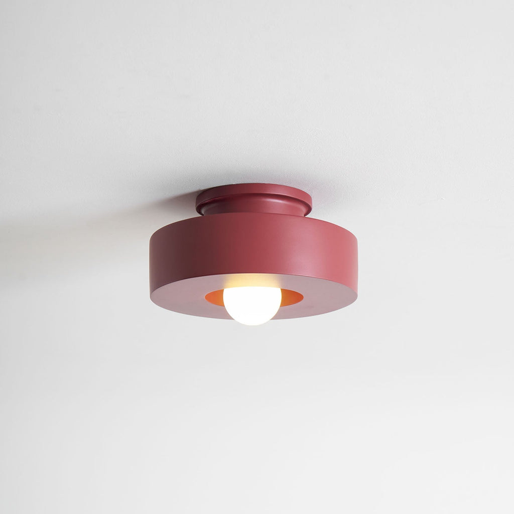 Stropní svítidlo Simon — design skládaných válců, tři barevné varianty