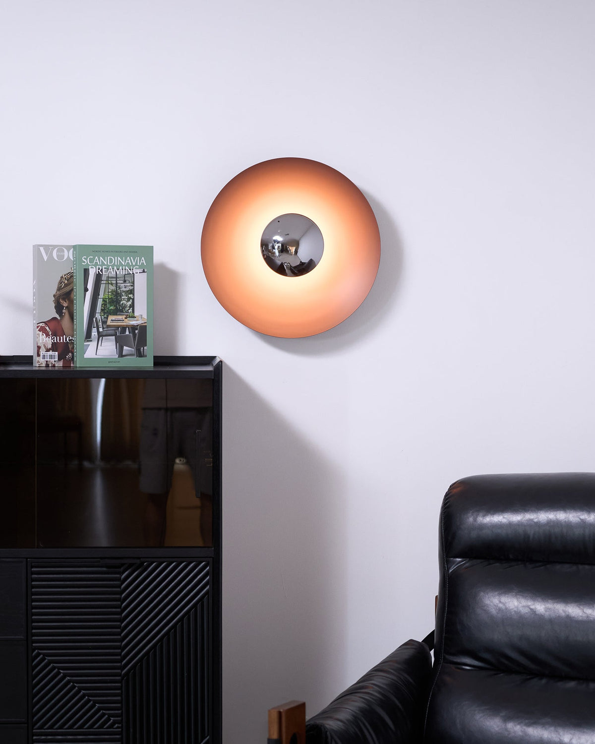 Simplicity Glow Wall Light — Plug-In Mount, Direct Illumination