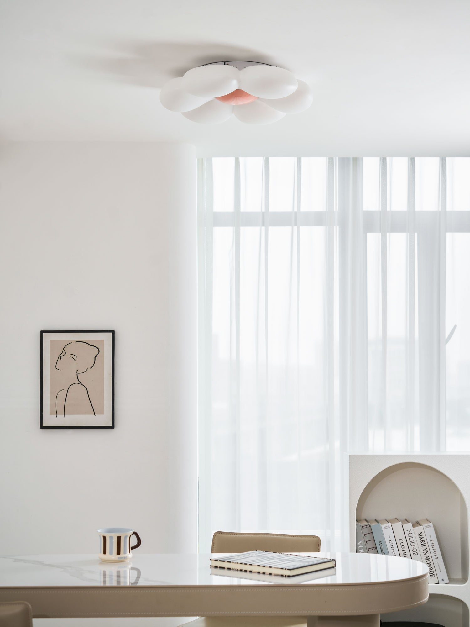 VKL-1028 Stropní lampa s květinovým designem a šesti okvětními lístky