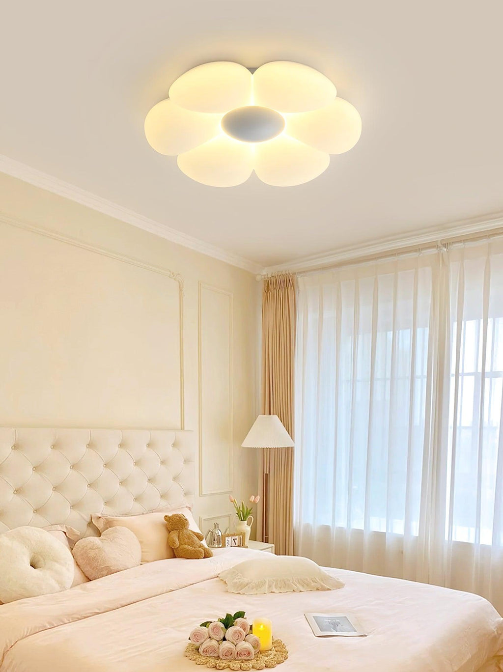 VKL-1028 Stropní lampa s květinovým designem a šesti okvětními lístky