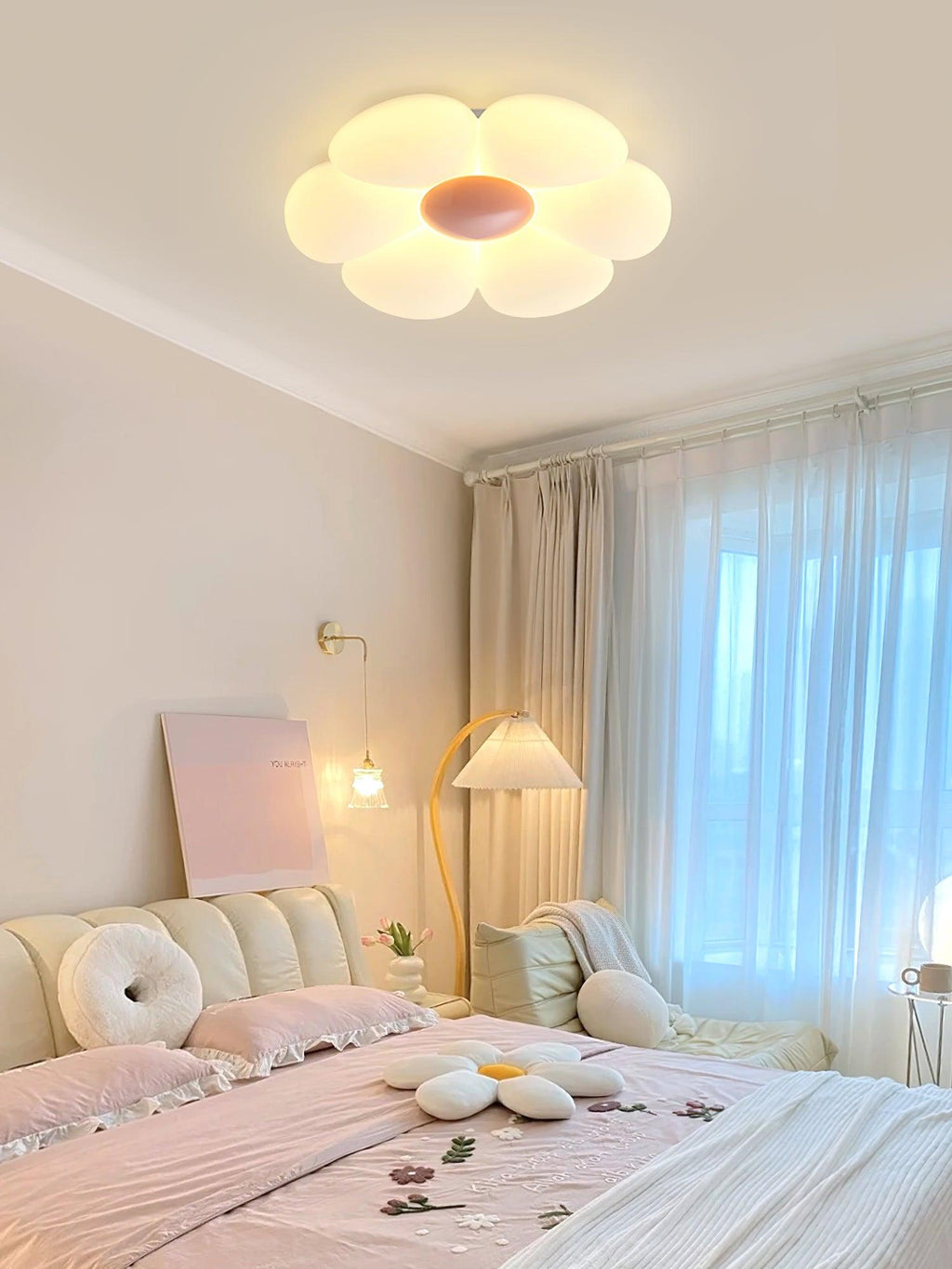 VKL-1028 Stropní lampa s květinovým designem a šesti okvětními lístky