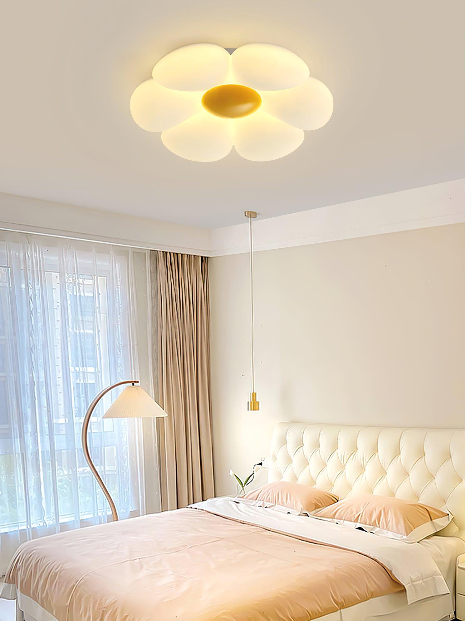 VKL-1028 Stropní lampa s květinovým designem a šesti okvětními lístky