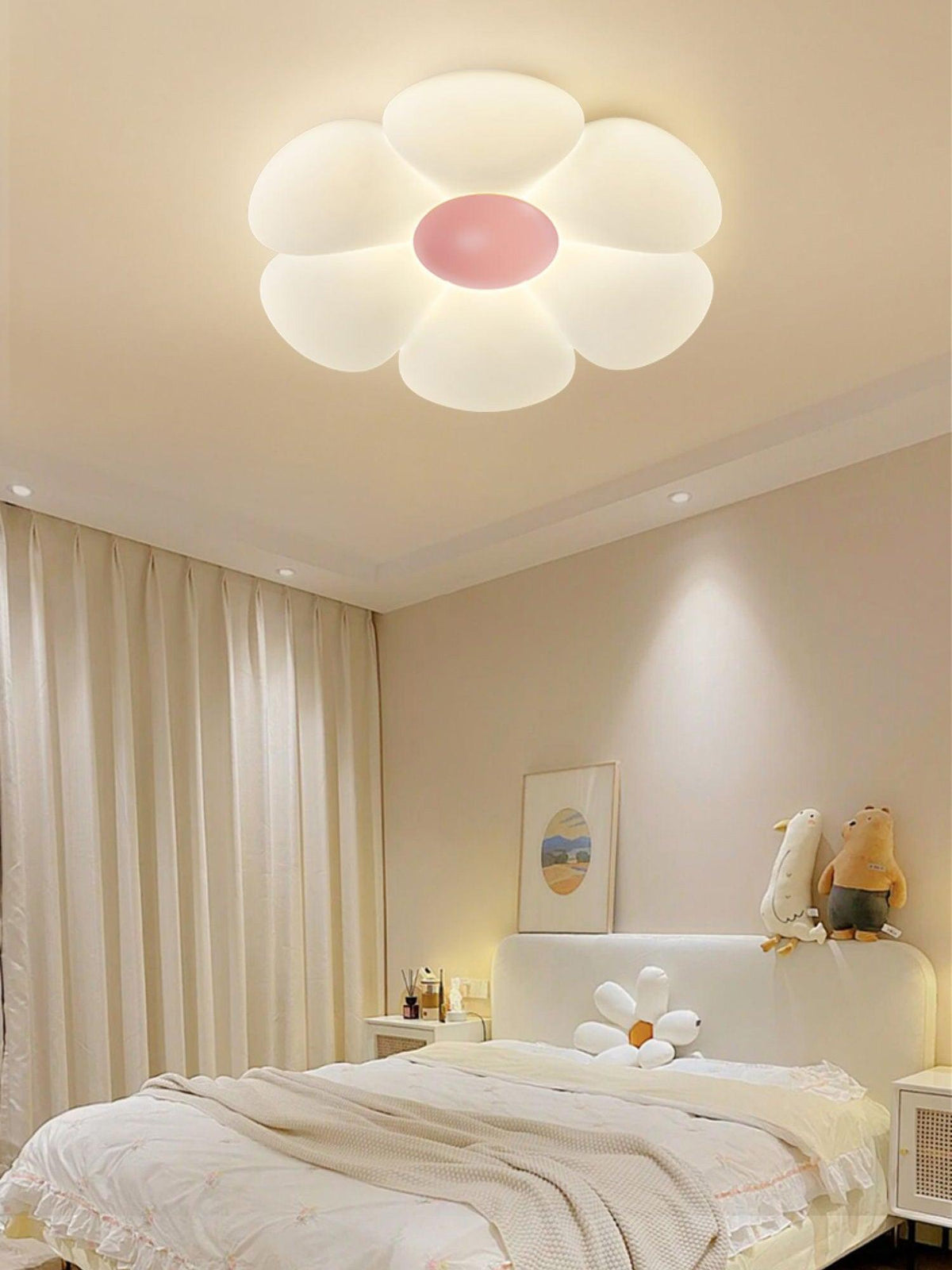 VKL-1028 Stropní lampa s květinovým designem a šesti okvětními lístky