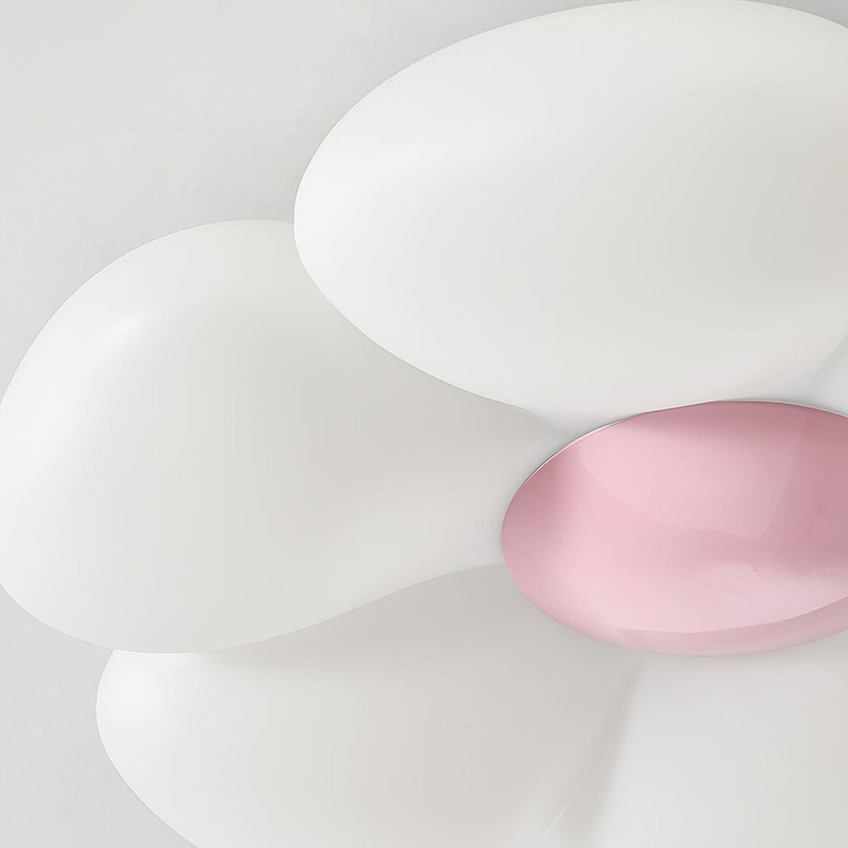 VKL-1028 Stropní lampa s květinovým designem a šesti okvětními lístky