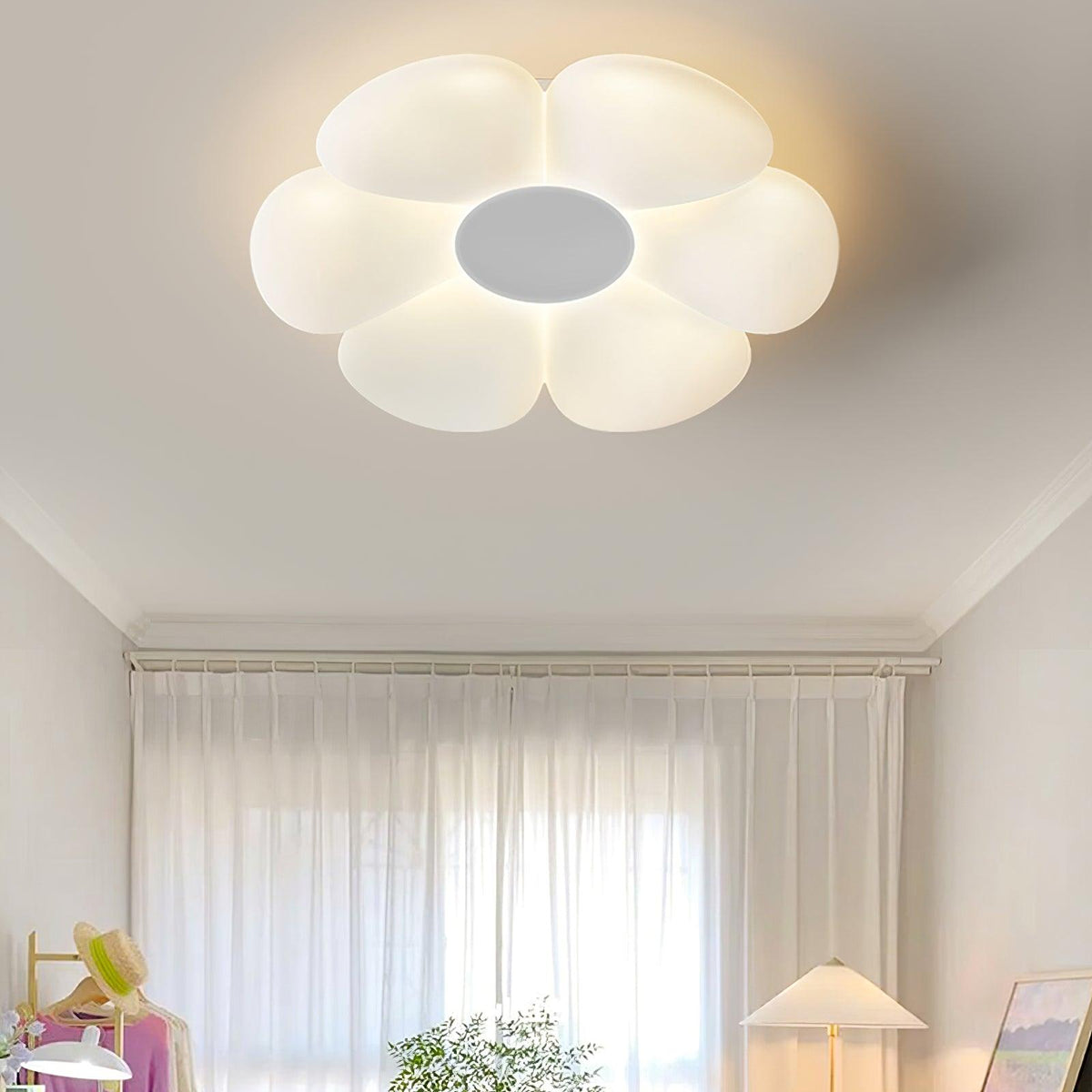 VKL-1028 Stropní lampa s květinovým designem a šesti okvětními lístky
