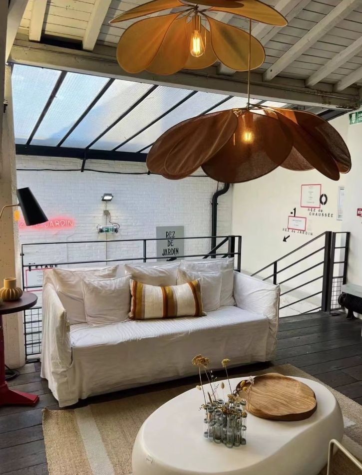 Sylvaris blombladslampa för matsalar