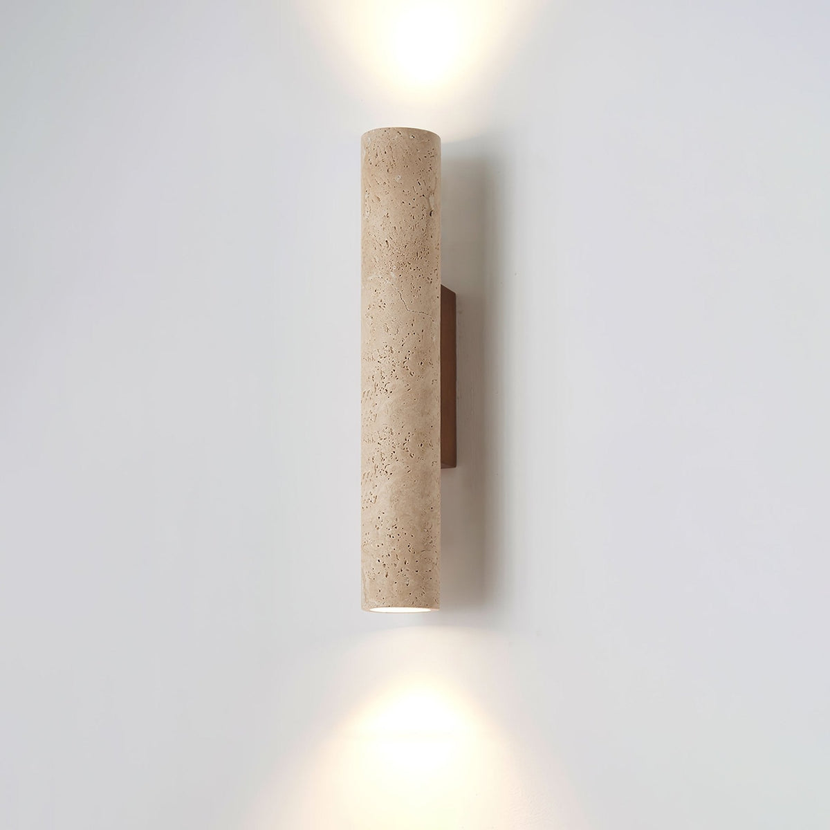 Solis Column Wall Lamp — Minimal Cylindrical Form