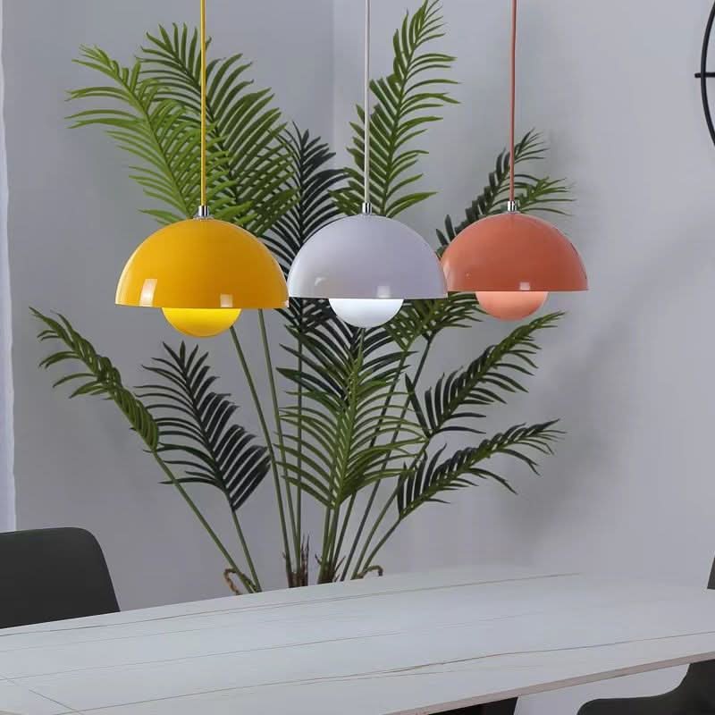 Závěsné svítidlo s měkce rozptýleným světlem pro milovníky designu a odpočinkové obytné prostory