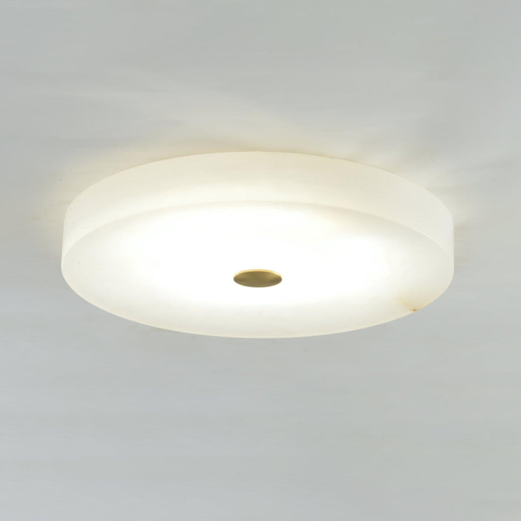 Stropní lampa Sophie z alabastru — kulatá silueta