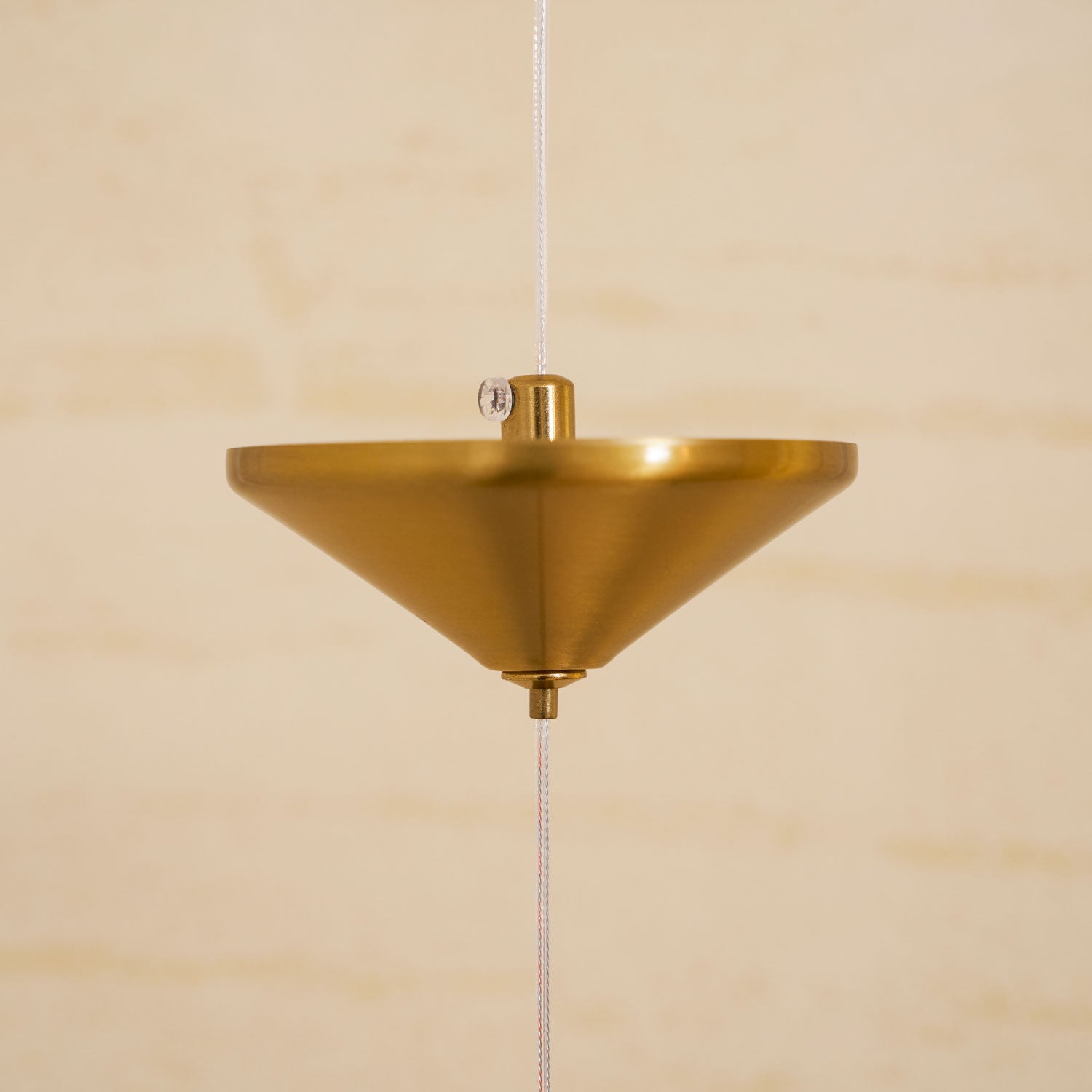 Soreluna 3- oder 4-flammige Stehlampe — Gold & Schwarz