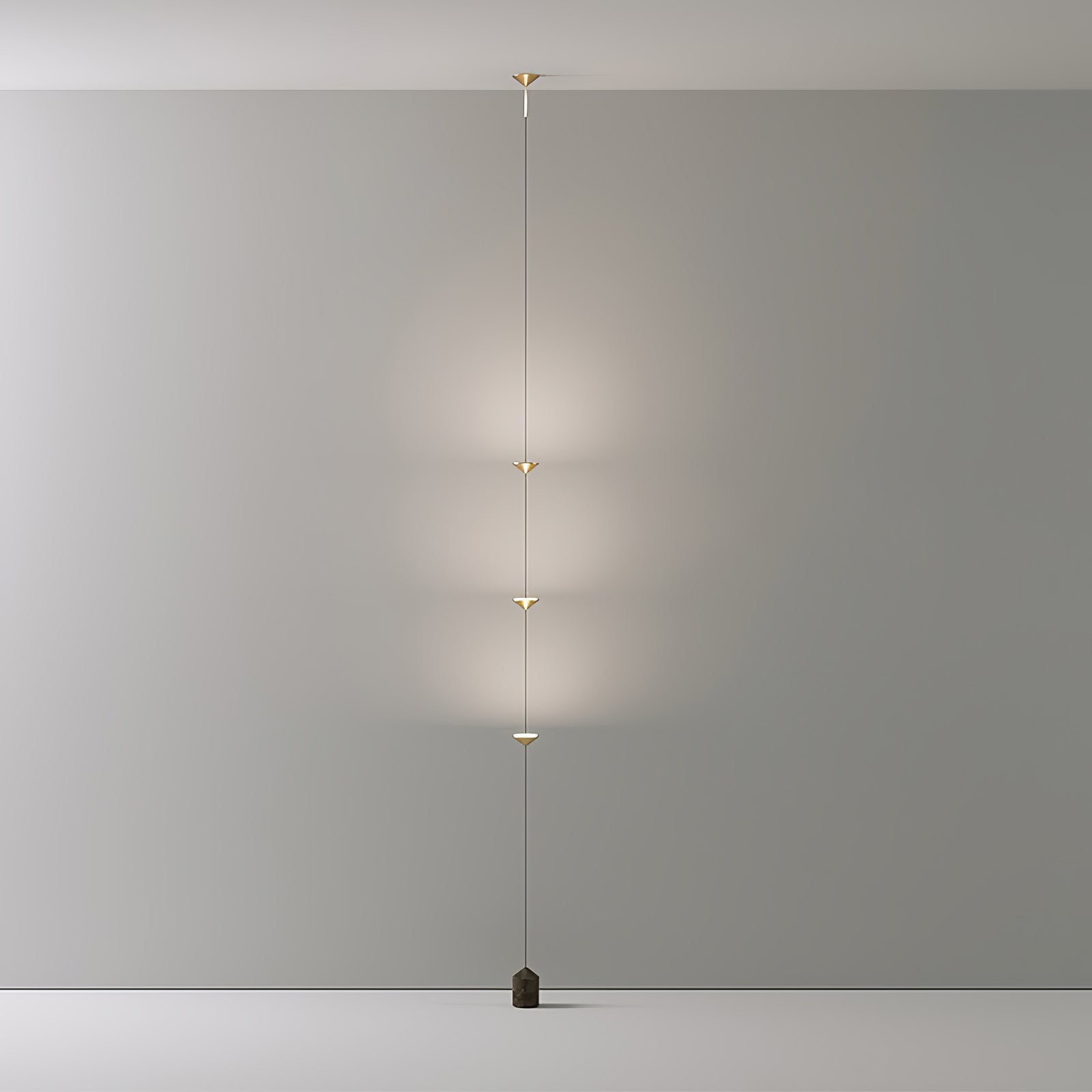 Soreluna 3- oder 4-flammige Stehlampe — Gold & Schwarz