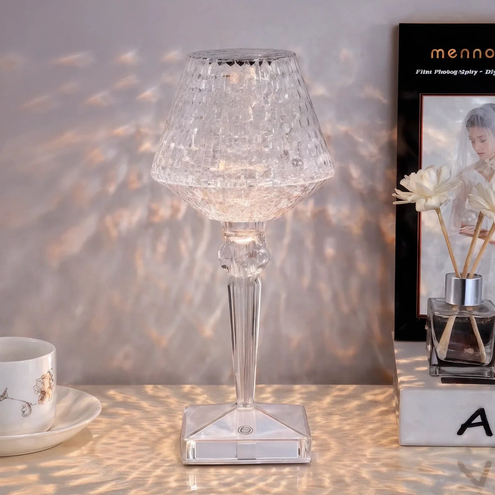 Lampada da tavolo a LED Sparkle, luce soffusa ambientale, design minimalista