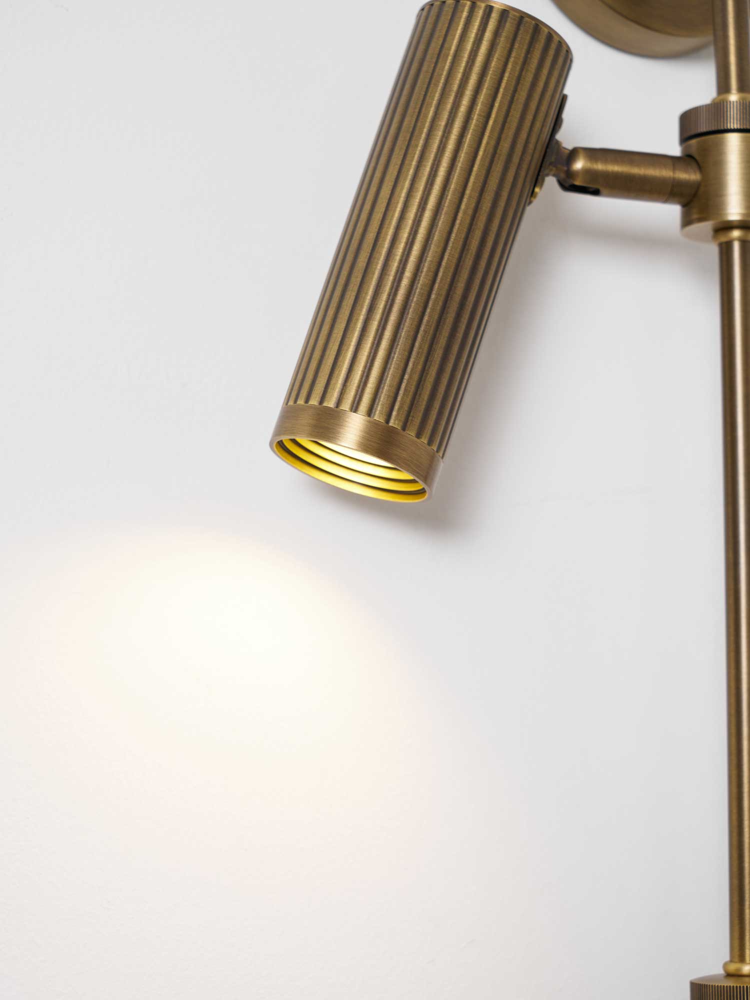 Vintage Adjustable Spot Rail Wall Light
