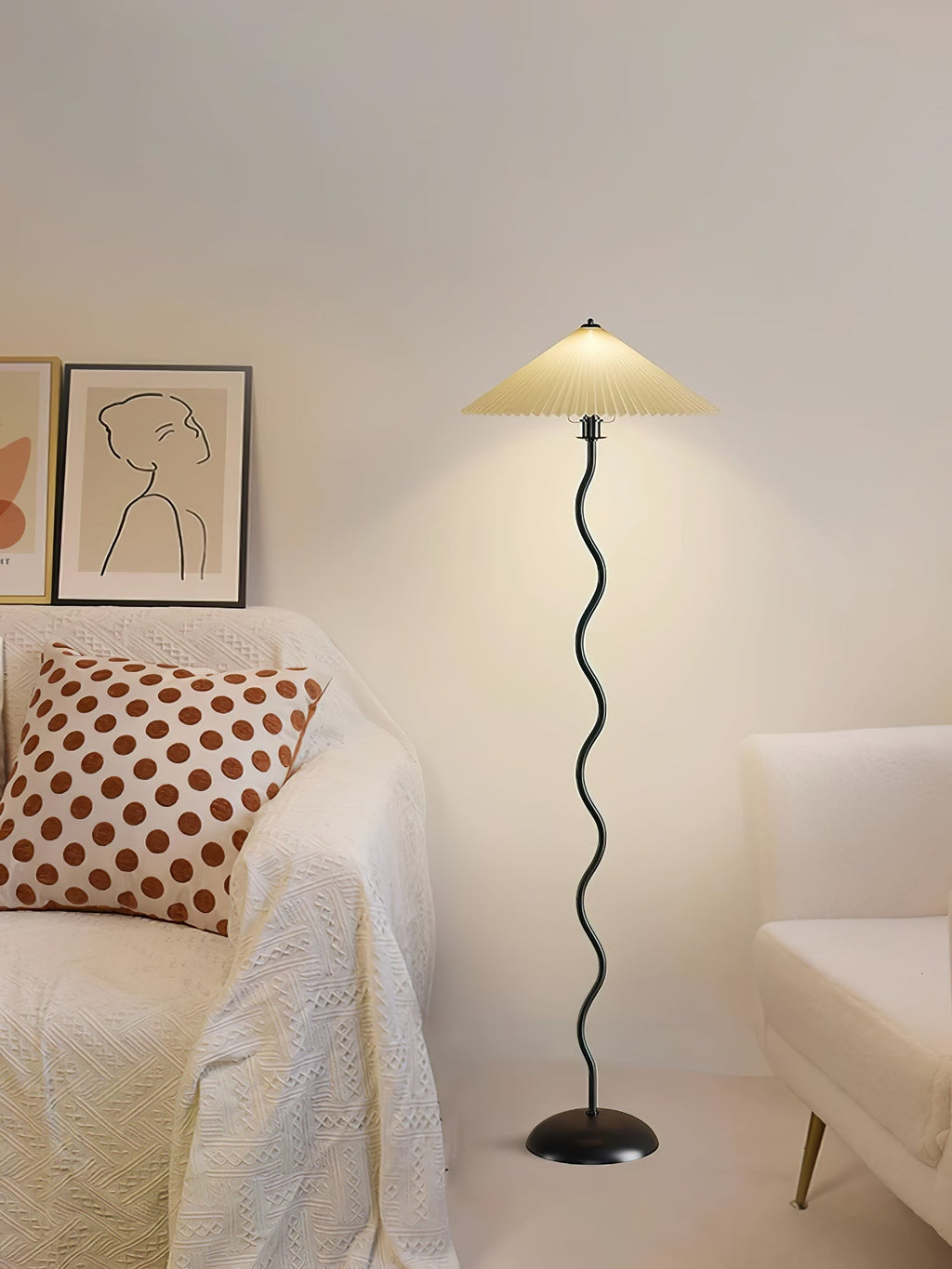 Squiggle-golvlampa — vågig bas, slingrande design