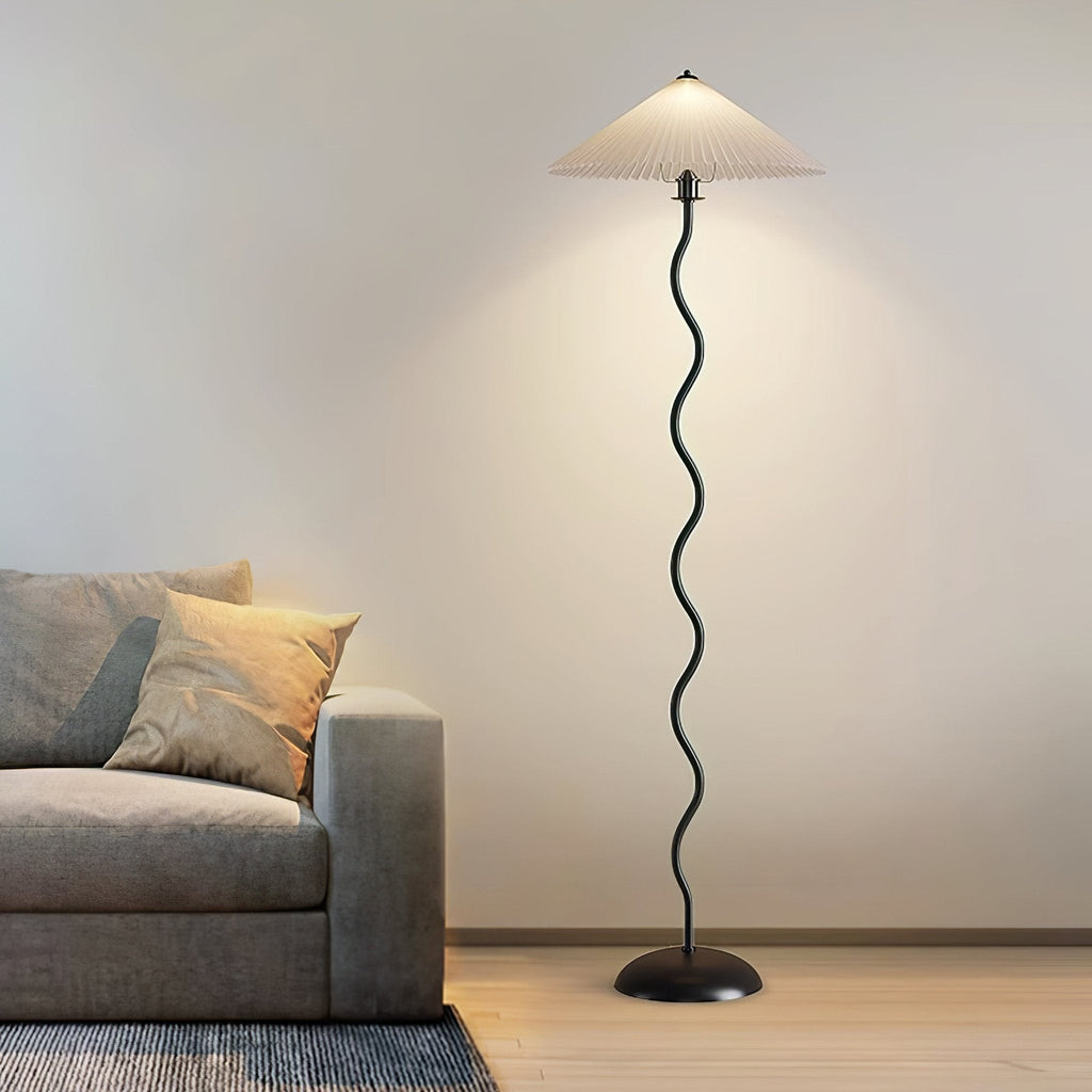 Squiggle Floor Lamp — Sculptural Wavy Stand, Modern Accent Lighting