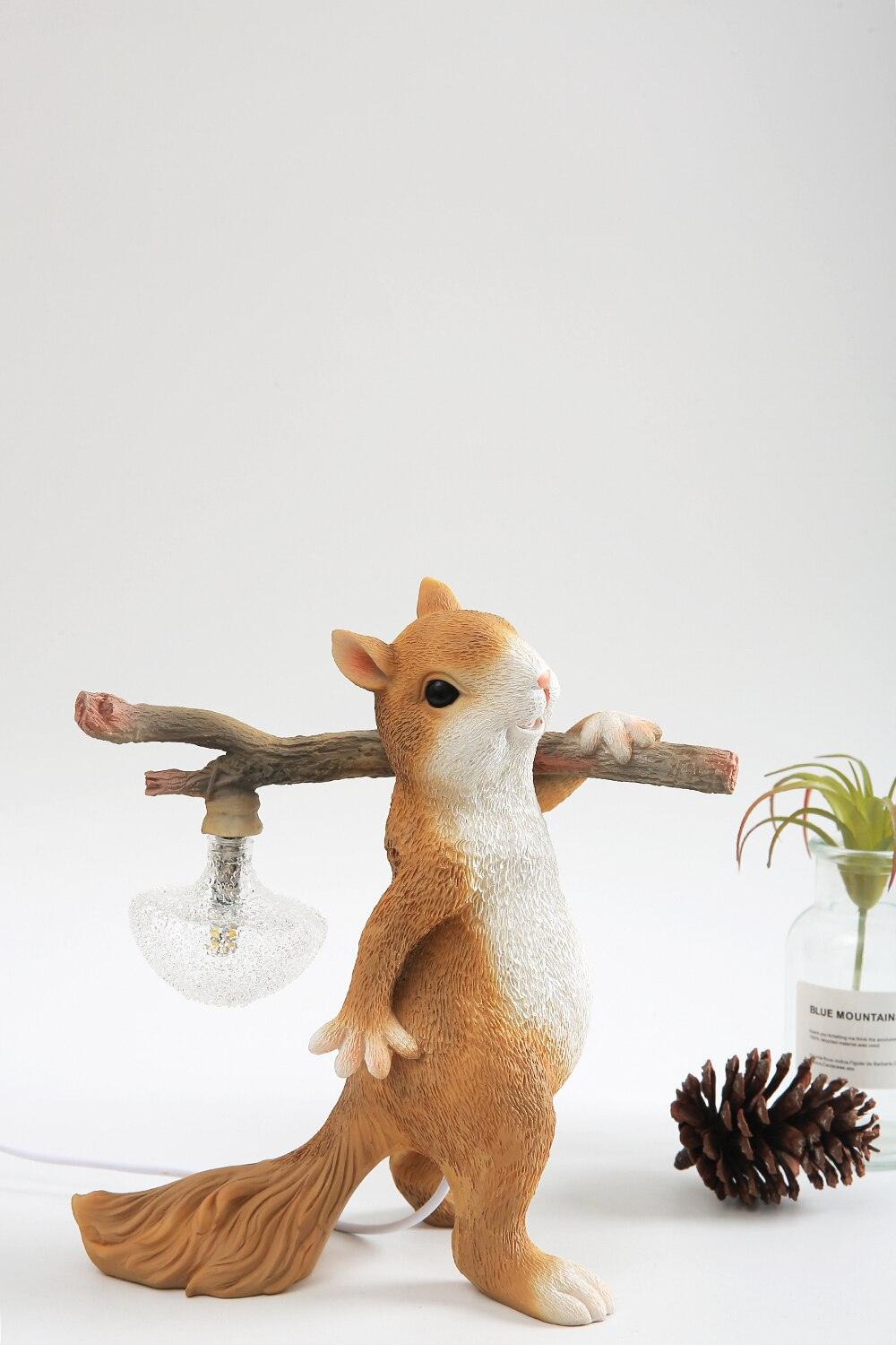 Επιτραπέζιο φωτιστικό με σχέδιο Squirrel — Διάμετρος 25cm x ύψος 25cm